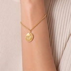 Van Cleef & Arpels Zodiaque Capricorn Gold Bracelet