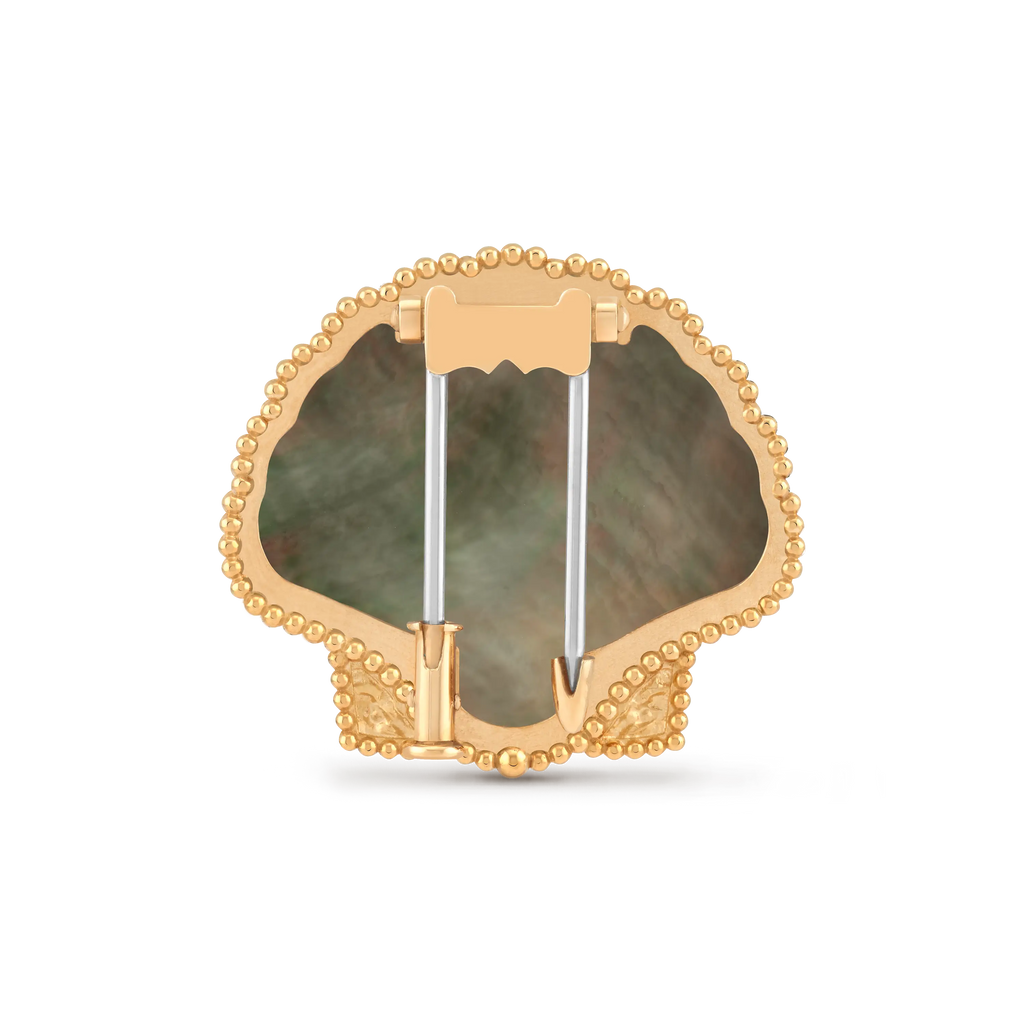 Van Cleef & Arpels Lucky Summer collection seashell brooch