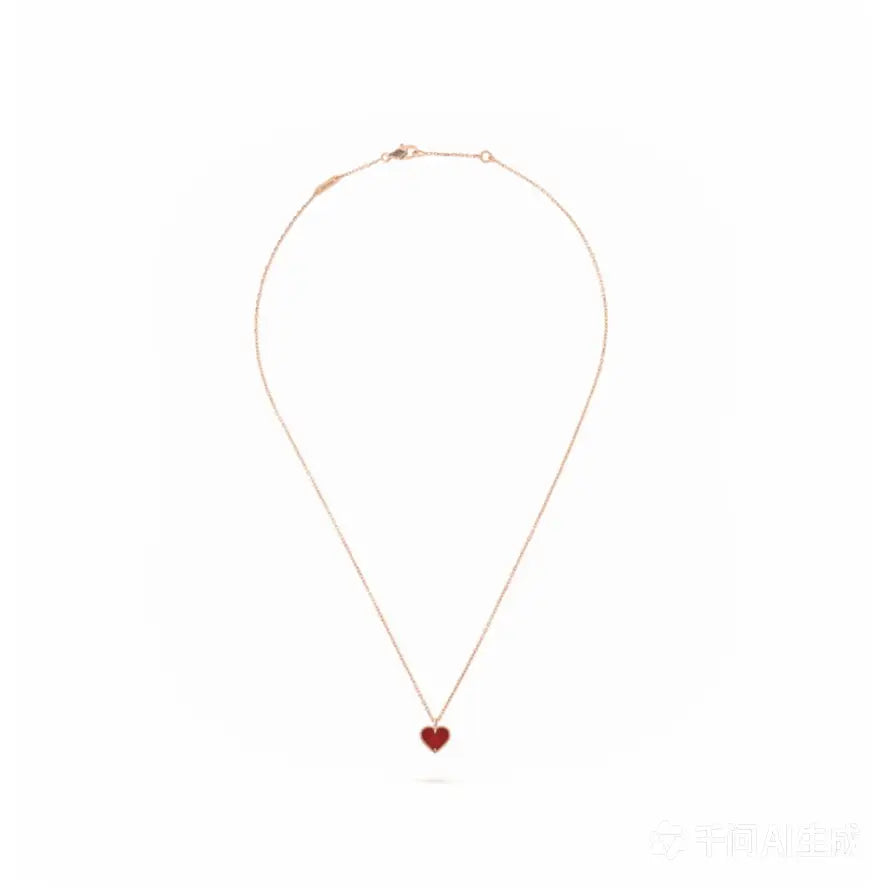 Van Cleef & Arpels Sweet Alhambra heart-shaped necklace in carnelian