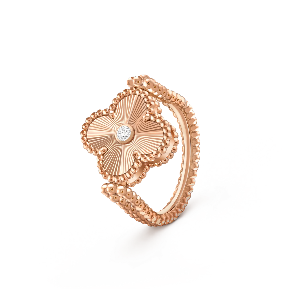 Van Cleef & Arpels Vintage Alhambra Reversible Four-Leaf Clover Ring